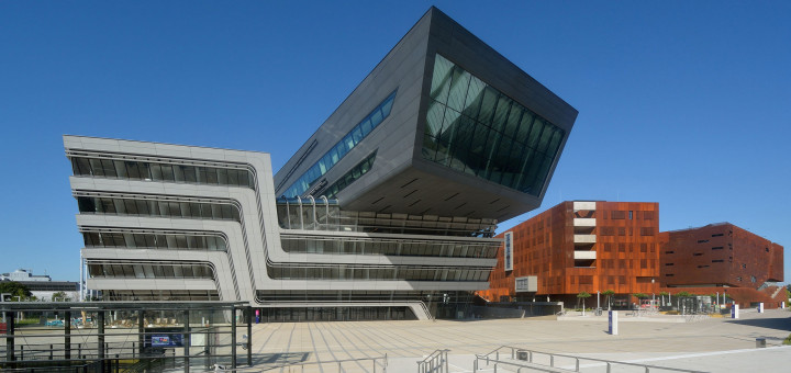 Wien Moderne Architektur Campus WU. Peter Haas / , via Wikimedia Commons