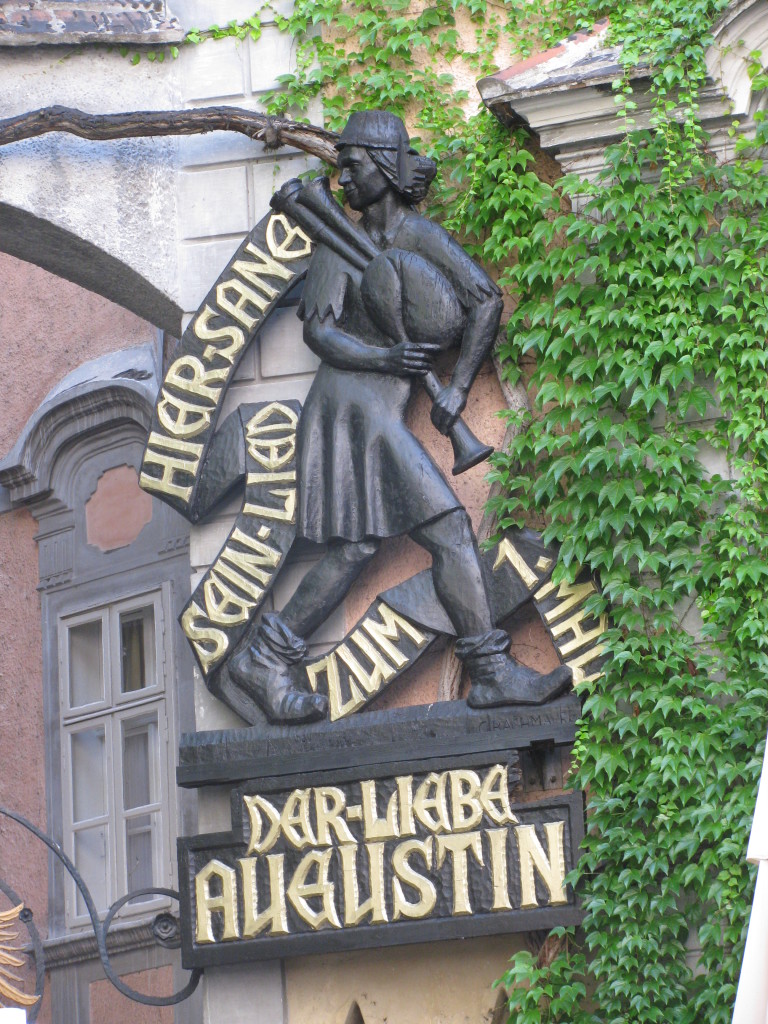 Stadtführung Wien. Lieber Augustin, Griechenbeisl. Zenit via Wikimedia Commons