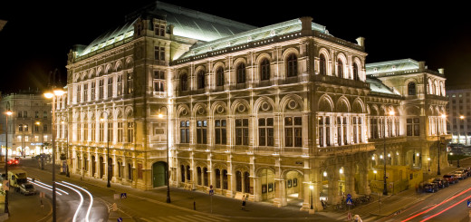 wiener staatsoper. Spoooky via Wikimedia Commons